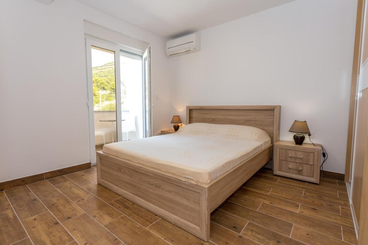 Apartament Butique Maris Komarna Zewnętrze zdjęcie