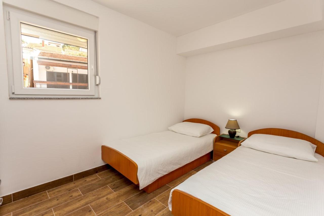 Apartament Butique Maris Komarna Zewnętrze zdjęcie