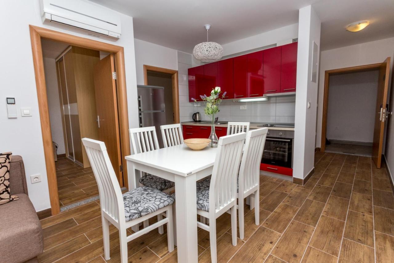 Apartament Butique Maris Komarna Zewnętrze zdjęcie