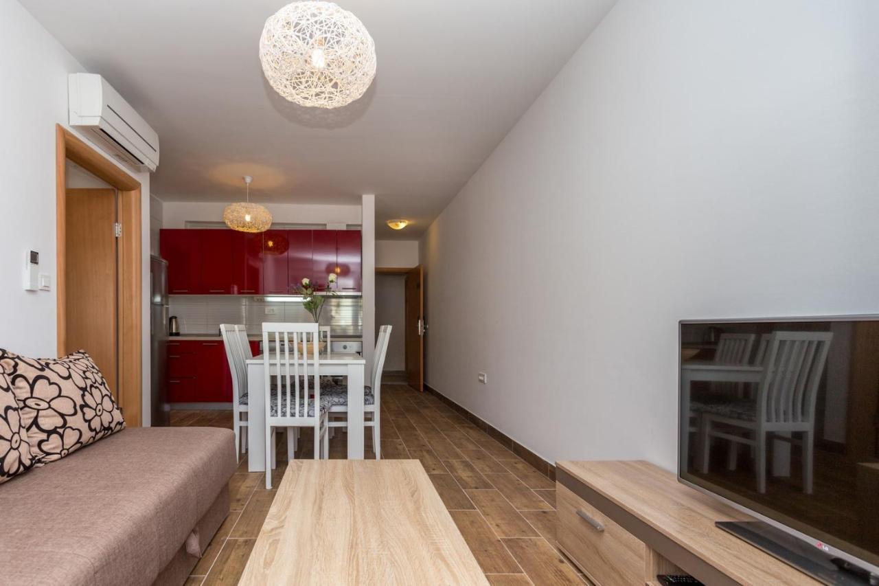 Apartament Butique Maris Komarna Zewnętrze zdjęcie